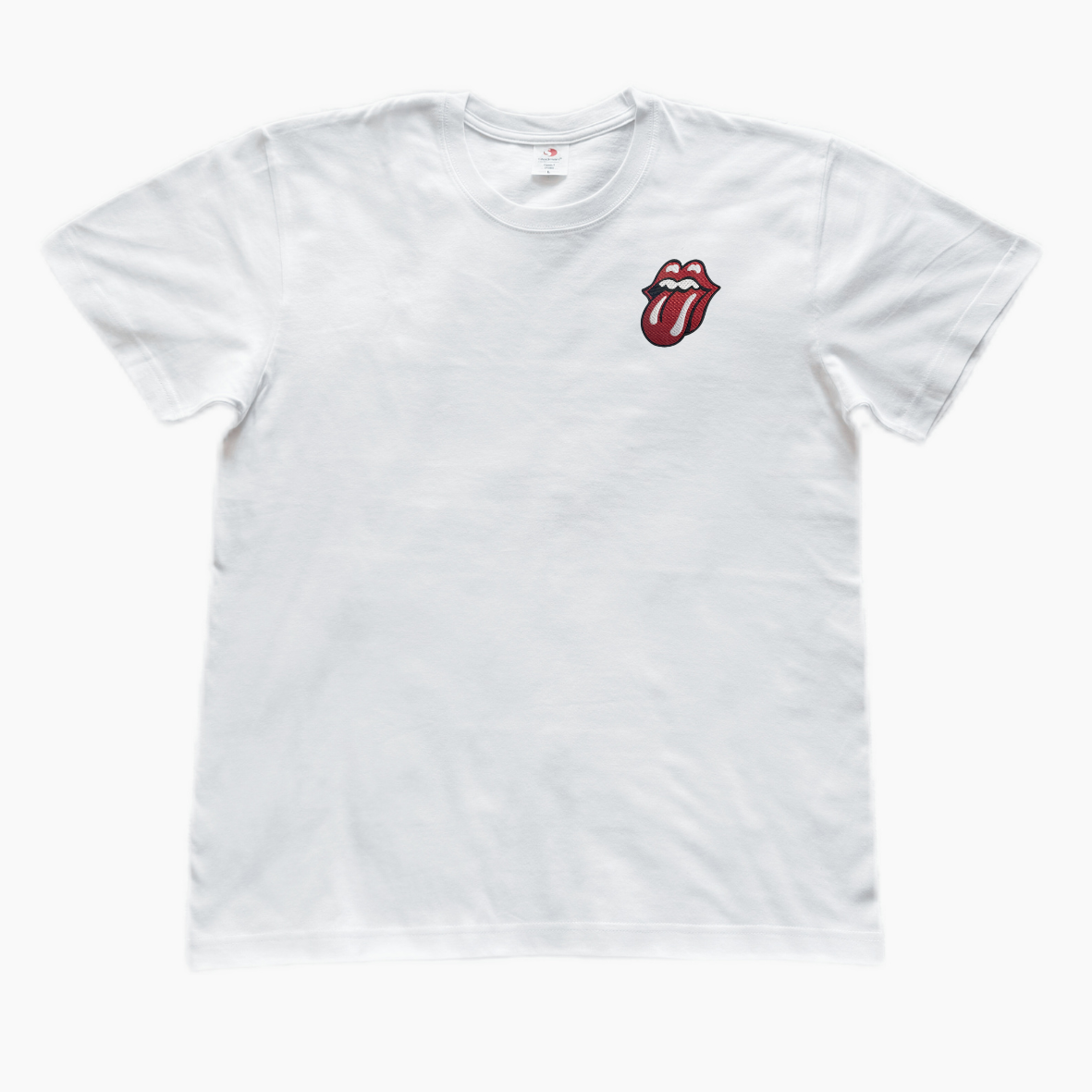 Футболка "красный поцелуй"