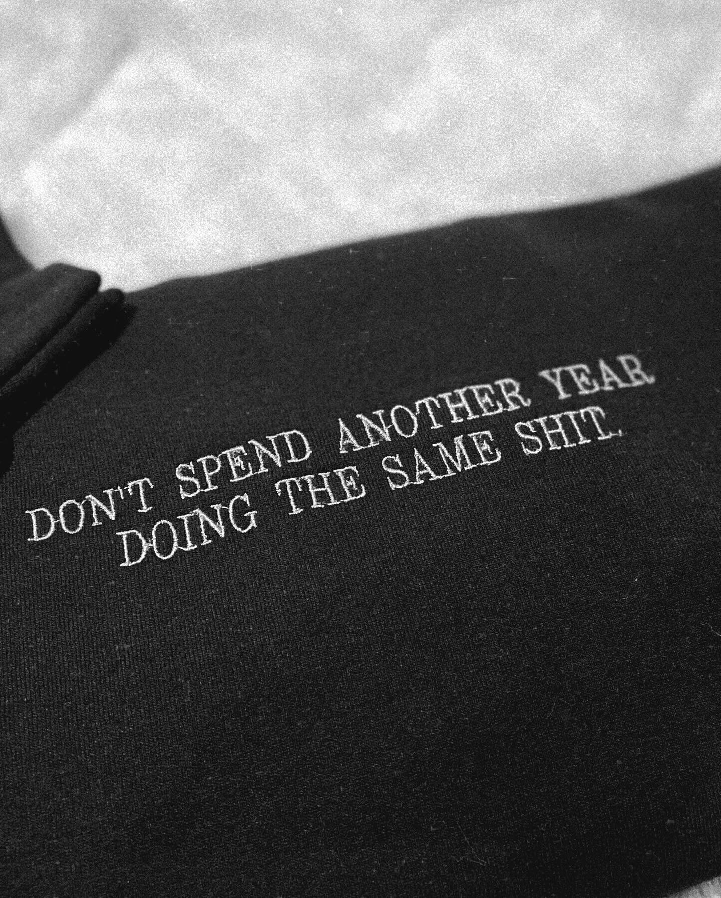Sweatshirt "Don't spend"