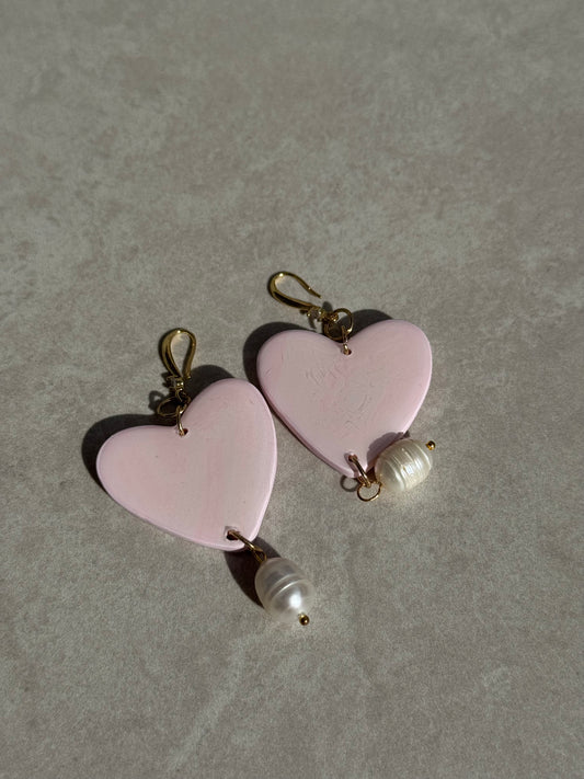 Rozā sirdis ar cirkoniem un ūdens pērlēm