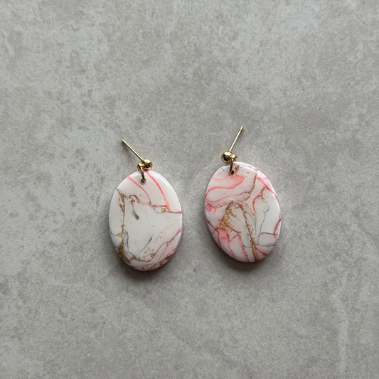 Zelta un sarkani ovāli