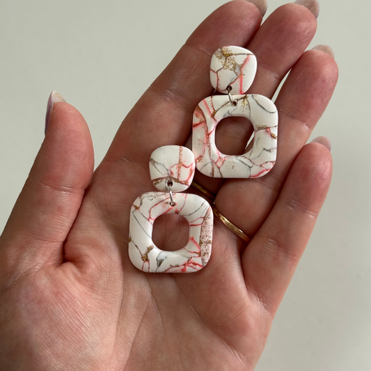 Zelta un sarkanā marmors